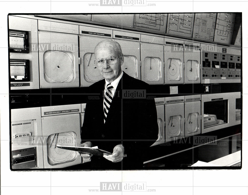 1982 Press Photo Robert Stewarts - Historic Images