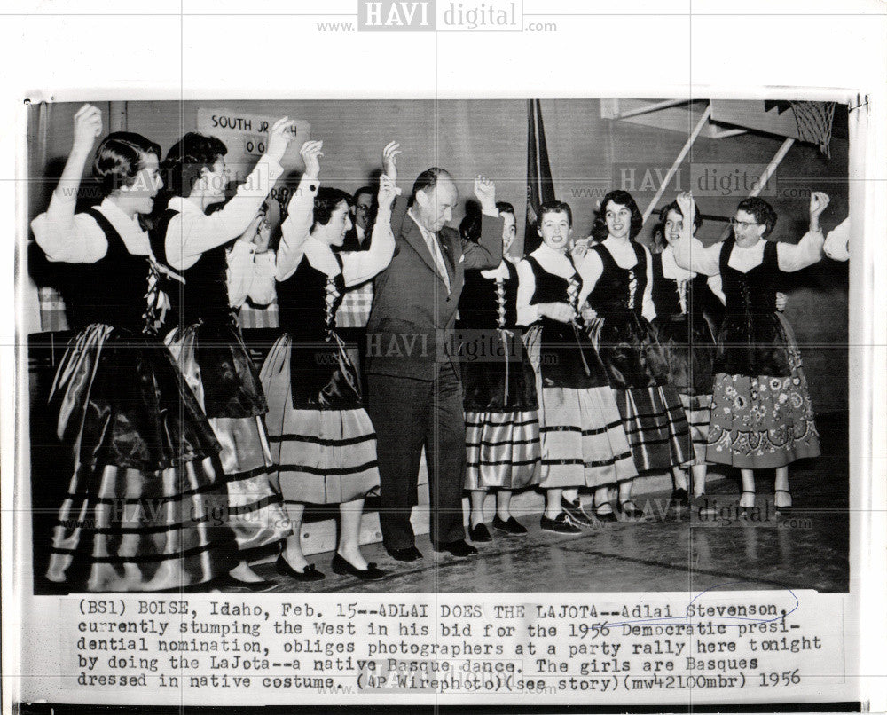 1956 Press Photo Adlai Stevenson Basque LaJota Dance - Historic Images