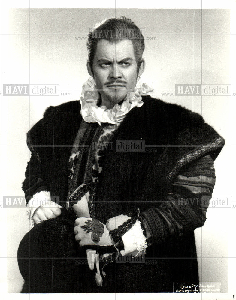 1975 Press Photo Thomas Stewart opera Falstaff Verdi - Historic Images