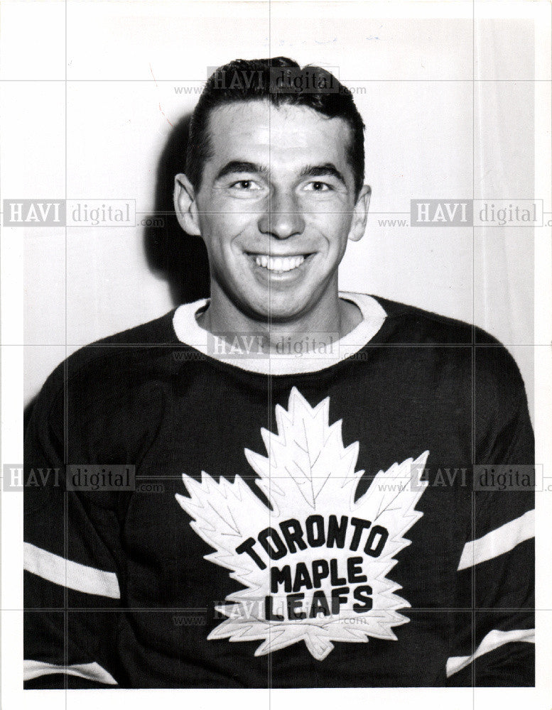 Press Photo Ron Stewart Ice Hockey Player - Historic Images