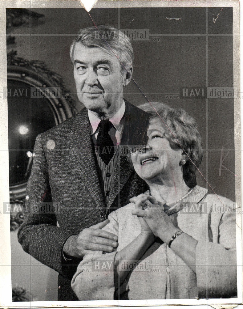 1970 Press Photo James Stewart Helen Hayes Harvey - Historic Images