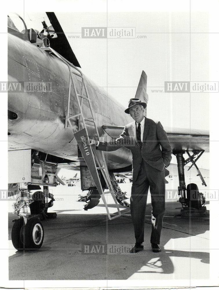 1967 Press Photo James Steward &quot;War in the Skies&quot; ABC - Historic Images