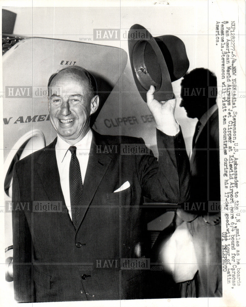 1961 Press Photo Adlai Stevenson US Ambassador Idlewild - Historic Images