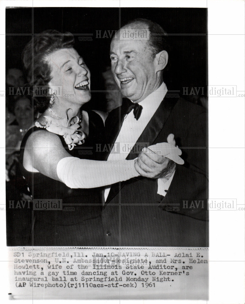 1961 Press Photo Adlai Stevenson Helen Howlett Kerner - Historic Images