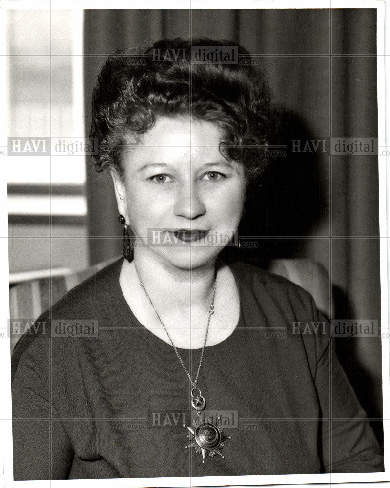 1963 Press Photo Ruth Stevens, Office of International - Historic Images