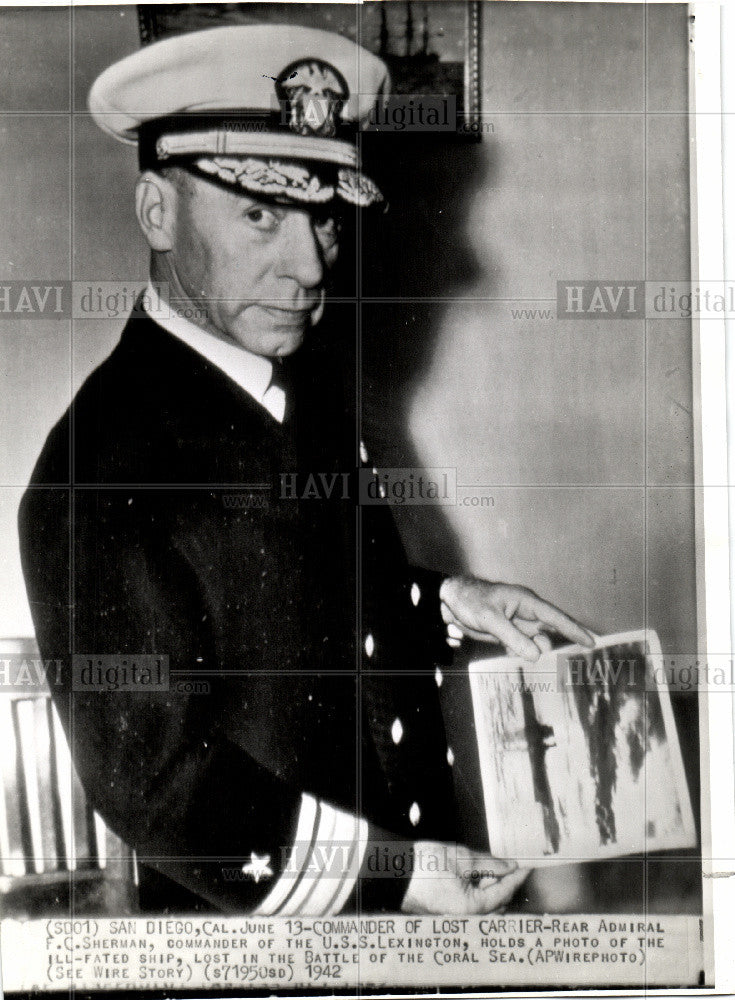 1942 Press Photo CORAL SEA,COMMANDER,ADMIRAL, BATTLE - Historic Images