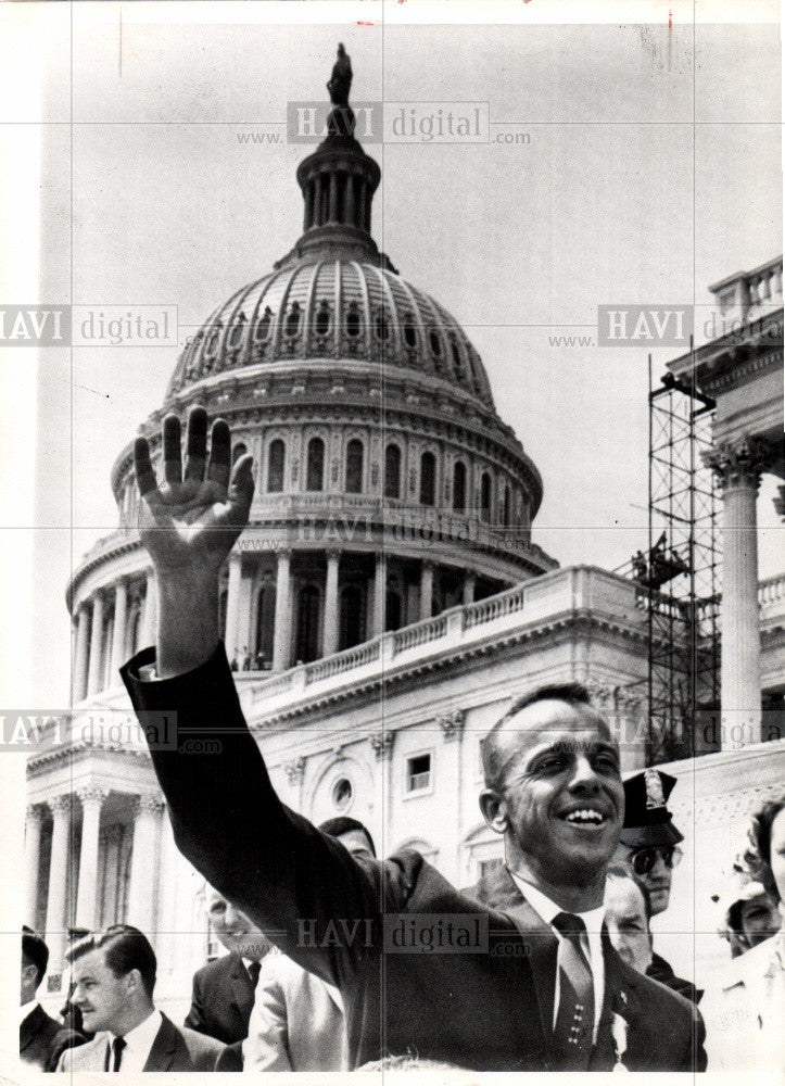 1961 Press Photo Alan Bartlett Shepard, Jr. aviator - Historic Images