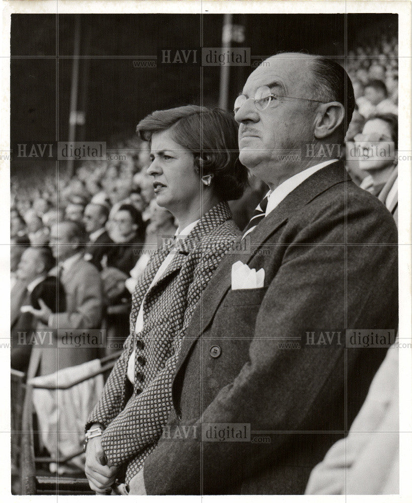 1954 Press Photo Ernest Kanzler, Mrs Shelden - Historic Images