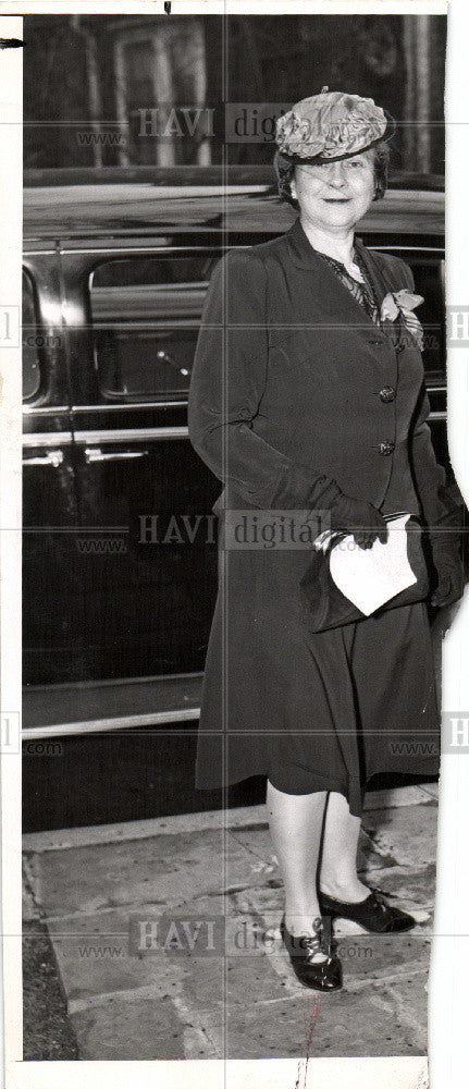 1943 Press Photo Allan Shelden Wife - Historic Images