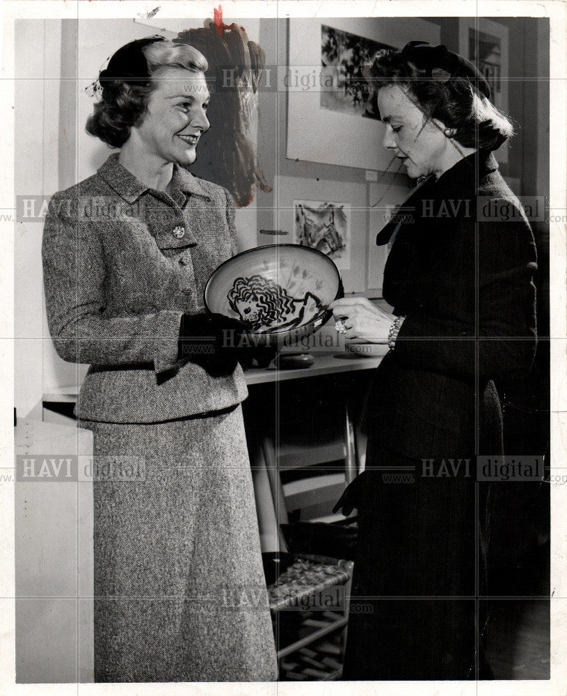 1953 Press Photo Mrs allen shelden 3 - Historic Images