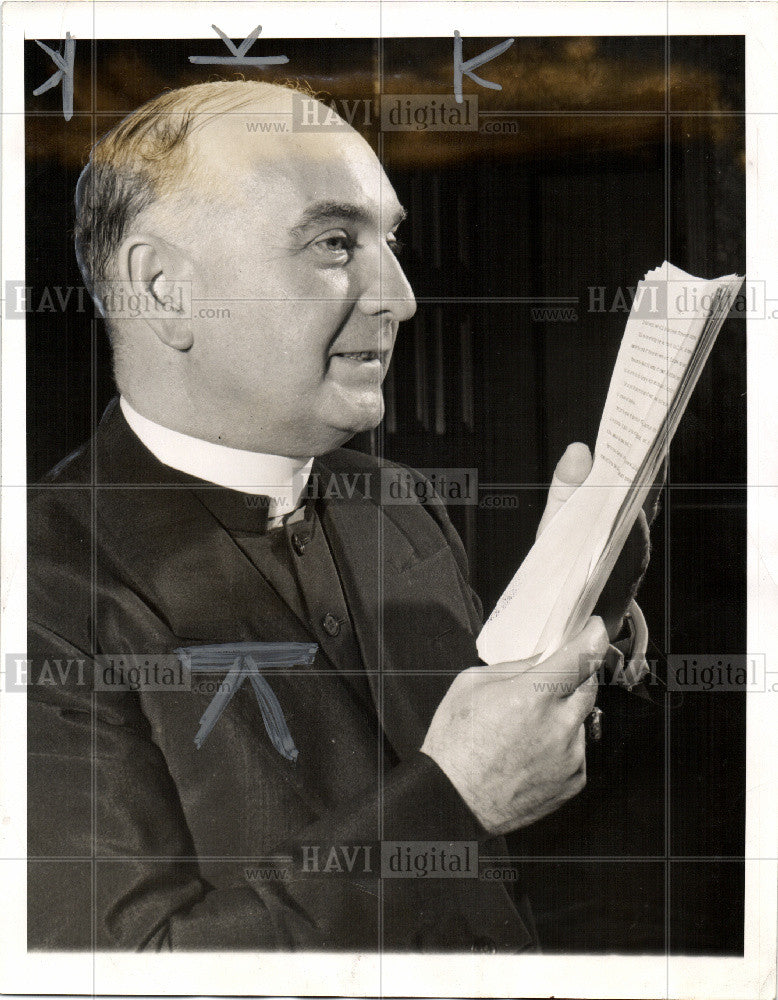 1939 Press Photo Roman Catholic Bishop - Historic Images