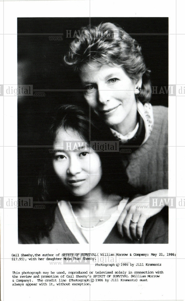 1986 Press Photo Gail Sheehy &amp; her daughter Mohm Phat - Historic Images