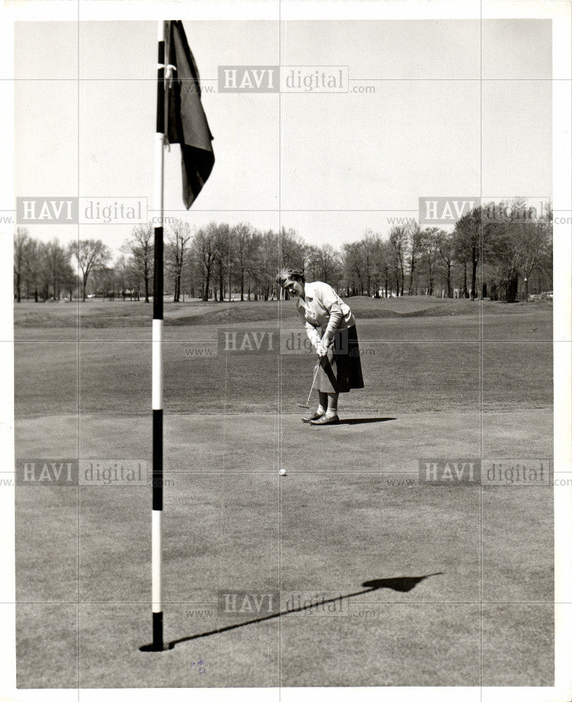 1949 Press Photo Margaret Russell - Historic Images