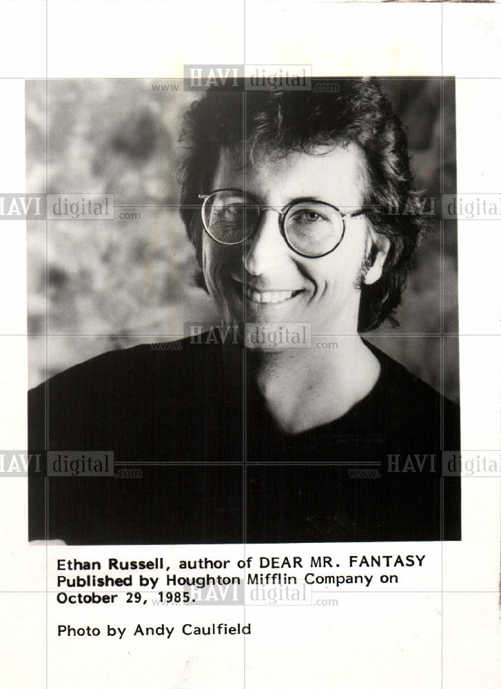 1985 Press Photo Ethan Russell Photographer - Historic Images