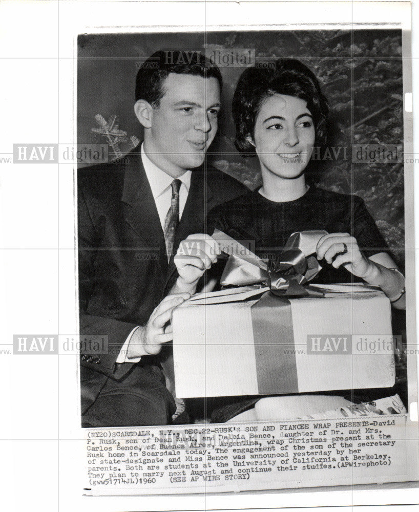 1960 Press Photo David Rusk Dalcia Bence engagement - Historic Images