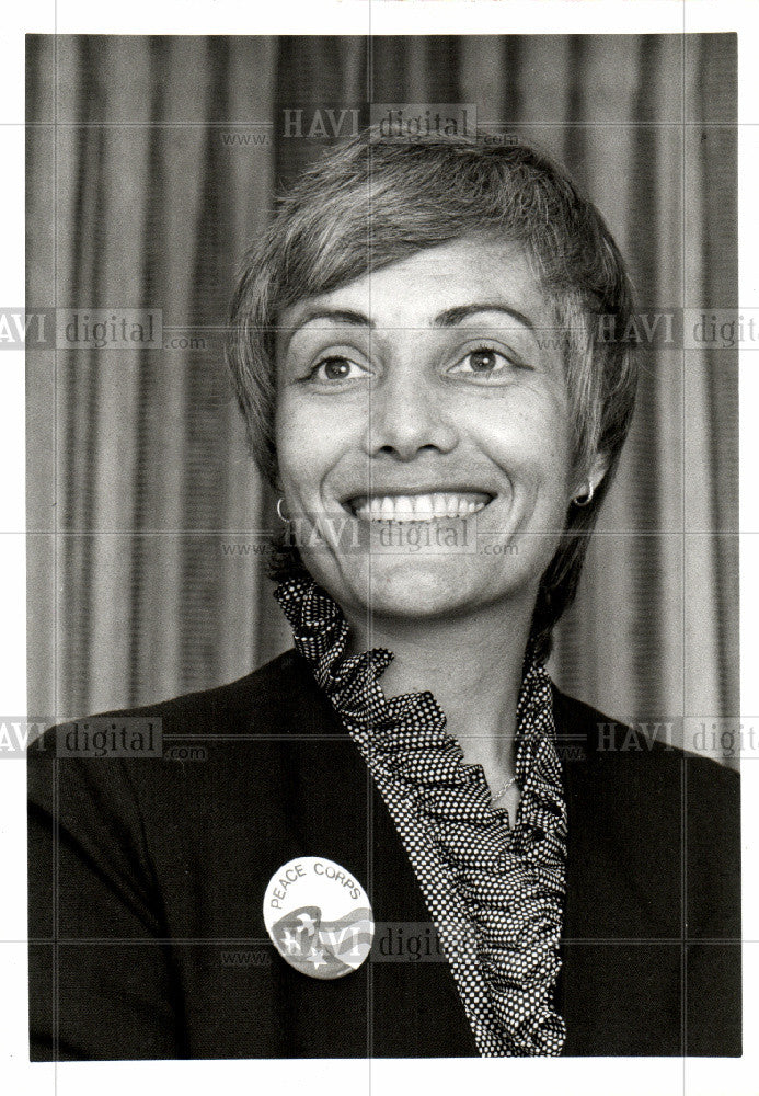 1985 Press Photo Director of the Peace Corps - Historic Images