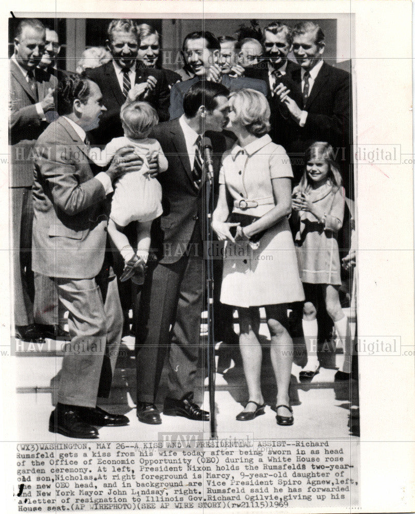 1969 Press Photo Richard Rumsfeld - Historic Images