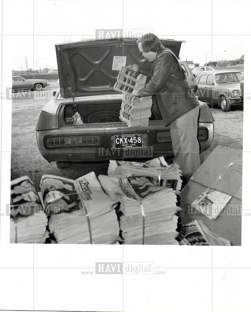 1979 Press Photo Mark Rummel Pigeon Progress - Historic Images