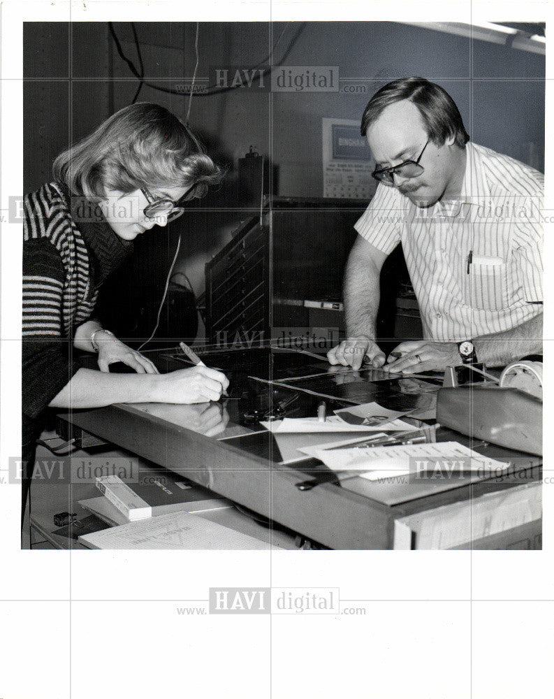 1979 Press Photo Sally Mark Rummel Pigeon Progress - Historic Images