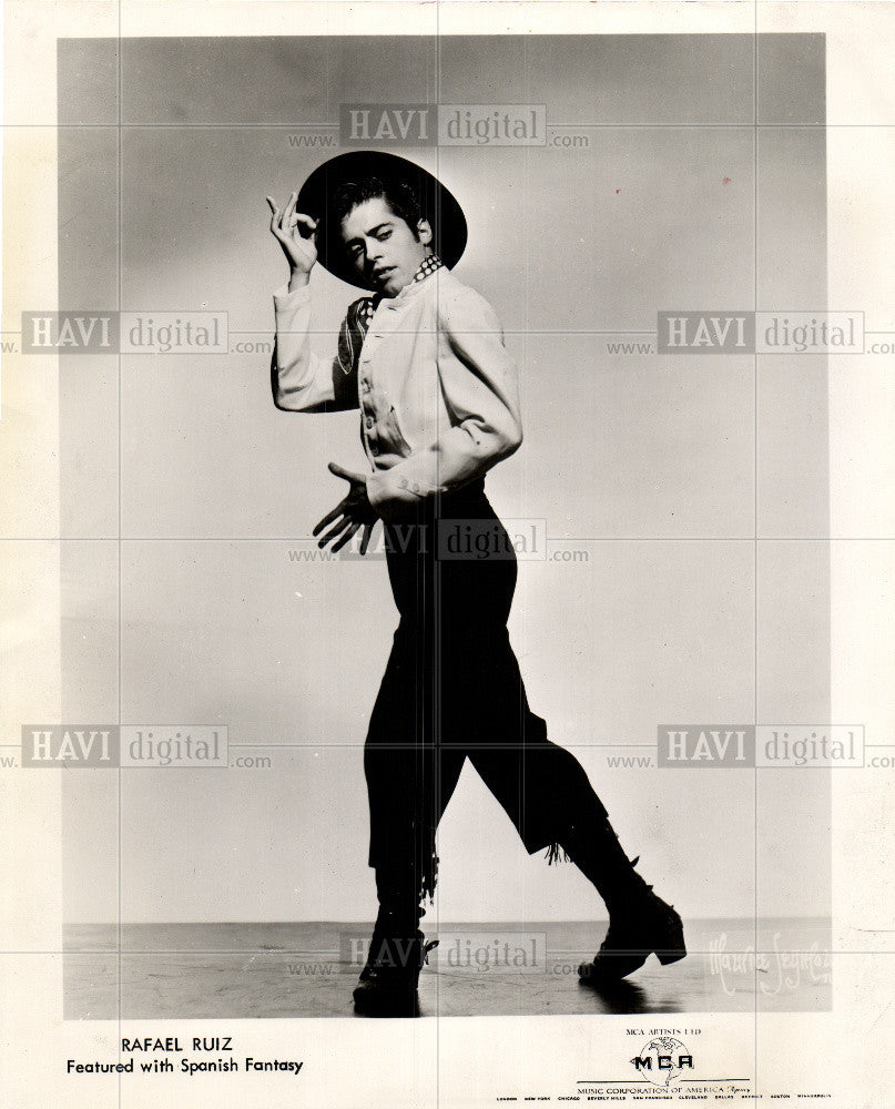 1955 Press Photo Rafael ruiz - Historic Images