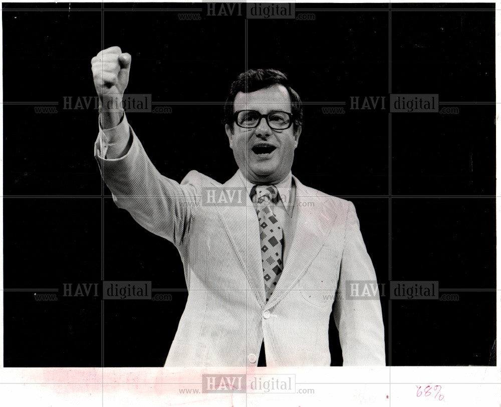 1982 Press Photo Pundit Mark Russell Satirist - Historic Images