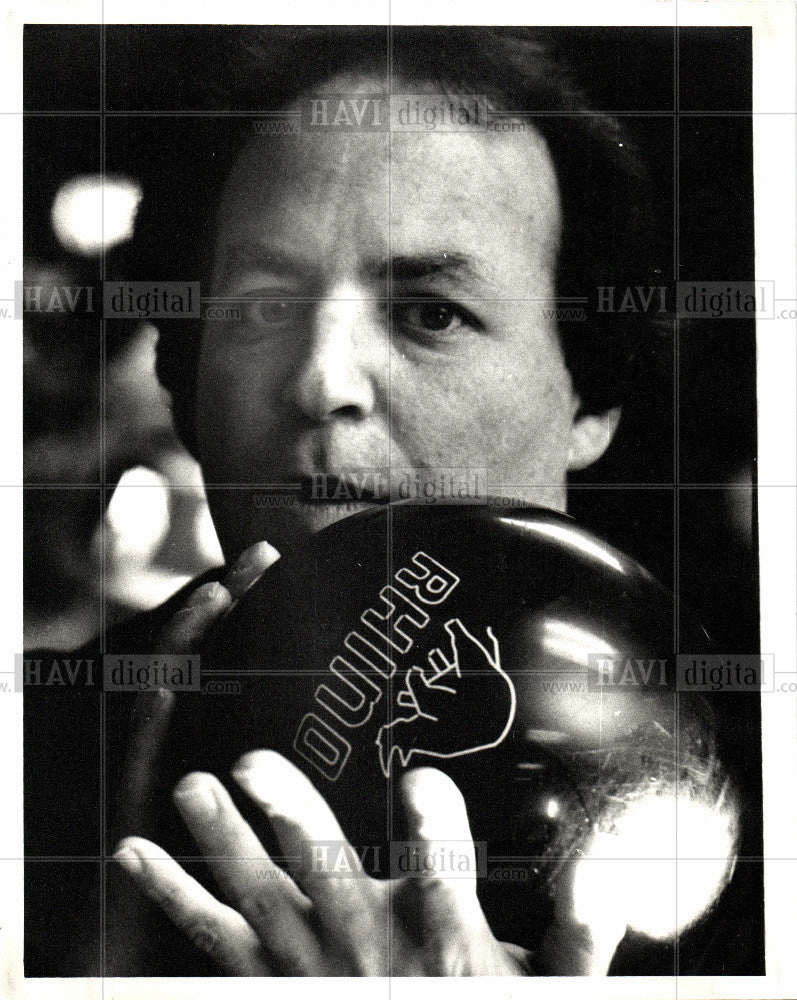 1987 Press Photo Mark Roth Bowler - Historic Images