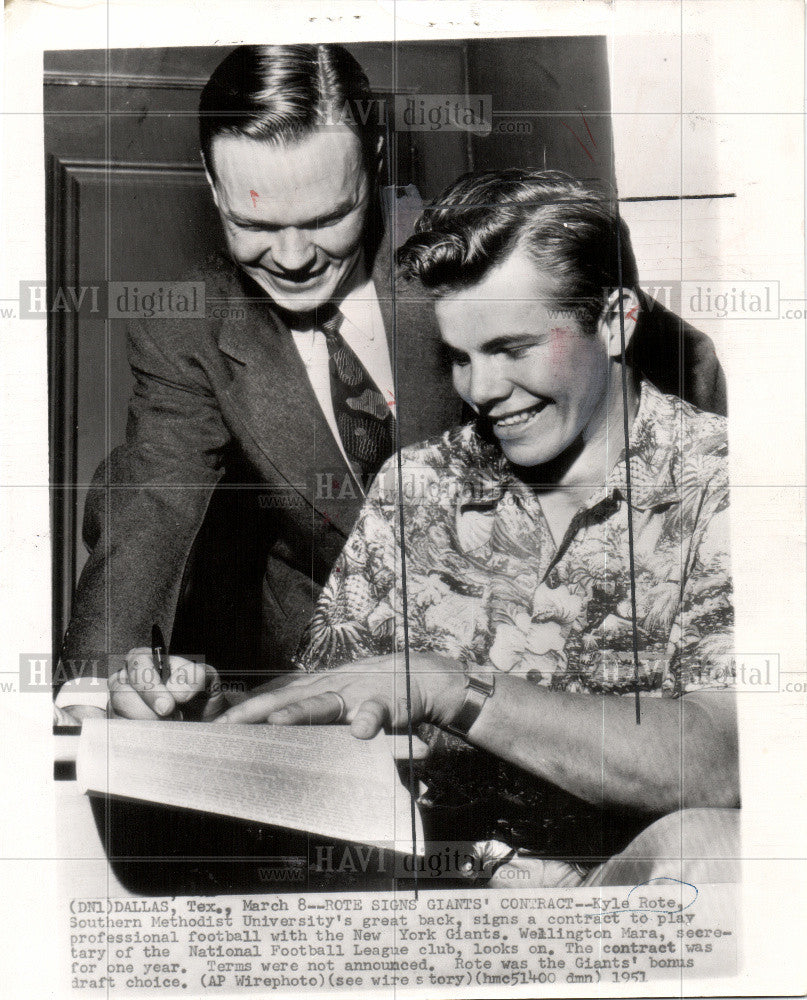 1951 Press Photo Kyle Rote New York Giants Methodist - Historic Images