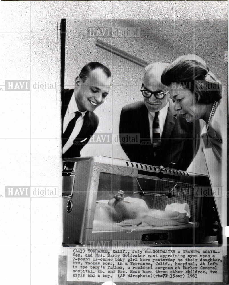 1963 Press Photo Barry Goldwater Senator grandchildren - Historic Images