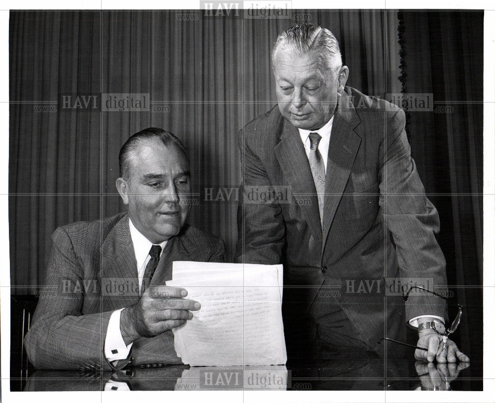 1960 Press Photo E C Row - Historic Images