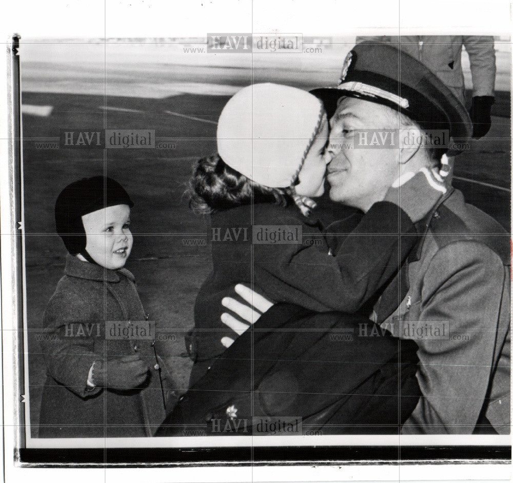 1959 Press Photo Comm. Malcolm Ross - Historic Images