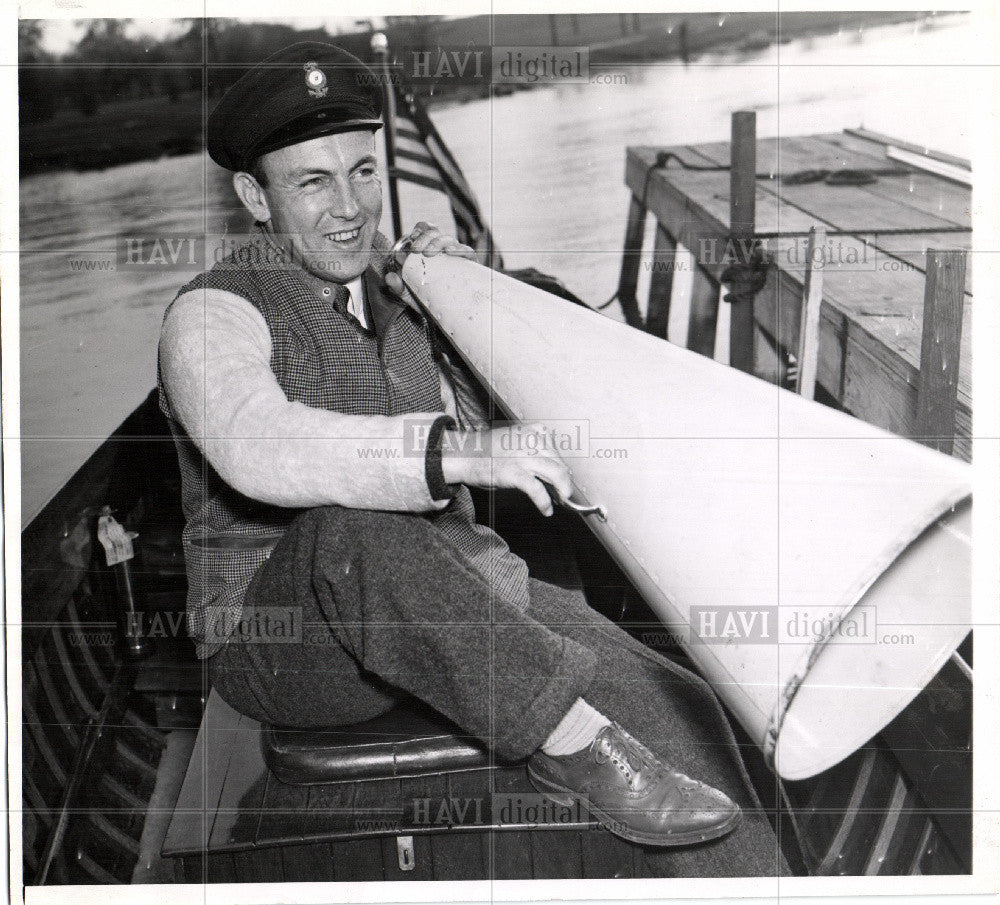 1940 Press Photo DBC Crew coach  Judd Ross - Historic Images
