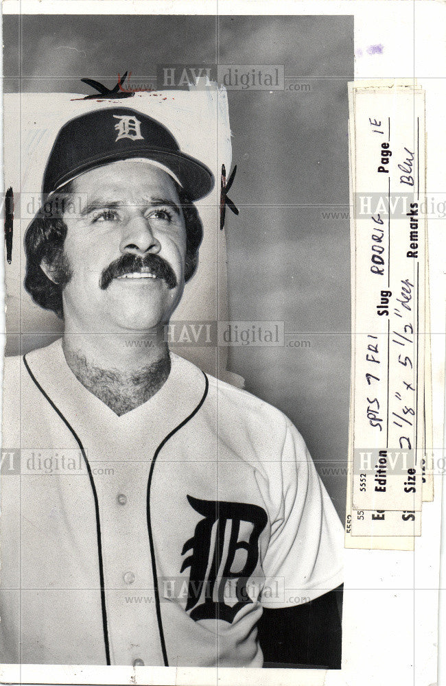 1976 Press Photo Aurelio Rodriguez Ituarte, Jr. Angels - Historic Images