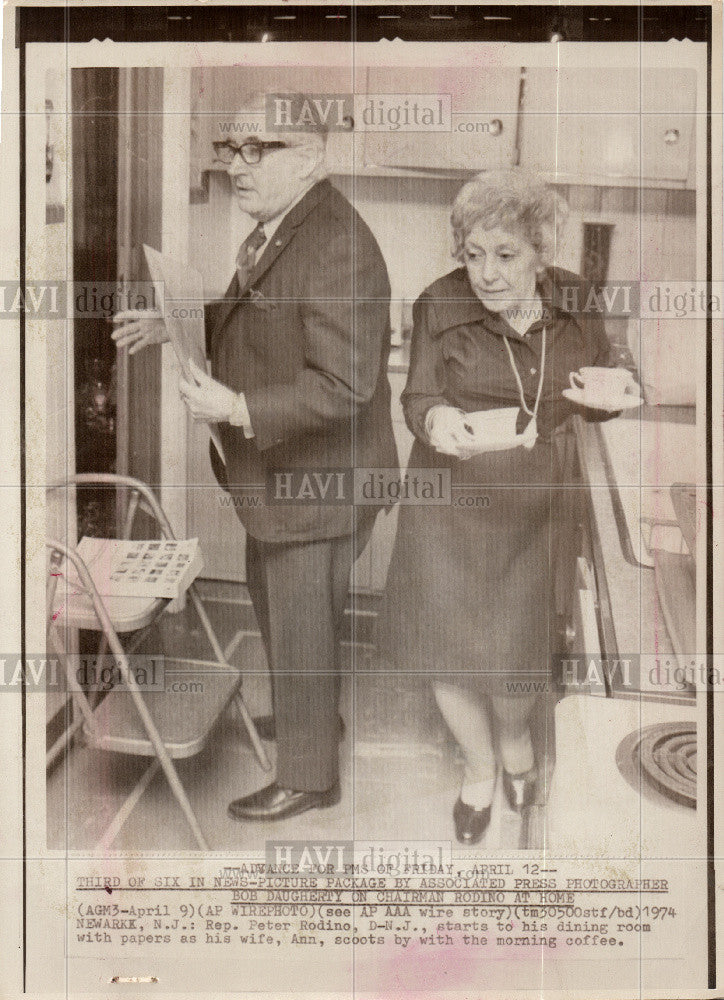 1974 Press Photo Peter Rodino Ann Representative - Historic Images