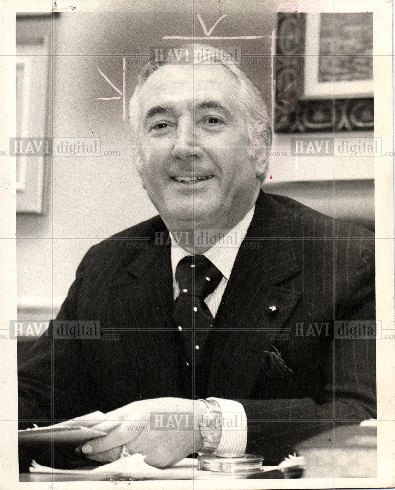 1974 Press Photo Rodino Wields gavel Judiciary smile - Historic Images