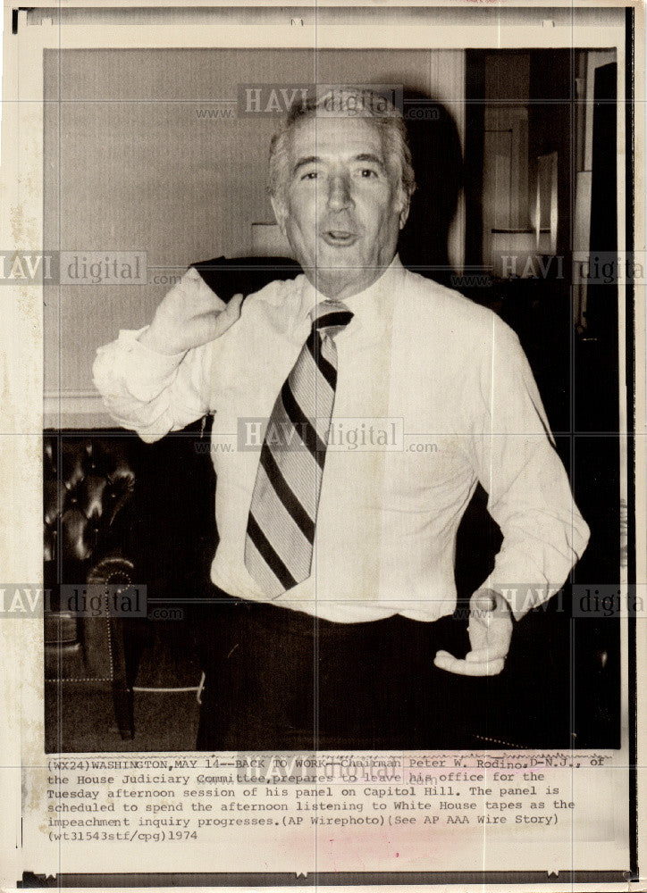 1974 Press Photo Peter W. Rodino chairman Judiciary - Historic Images