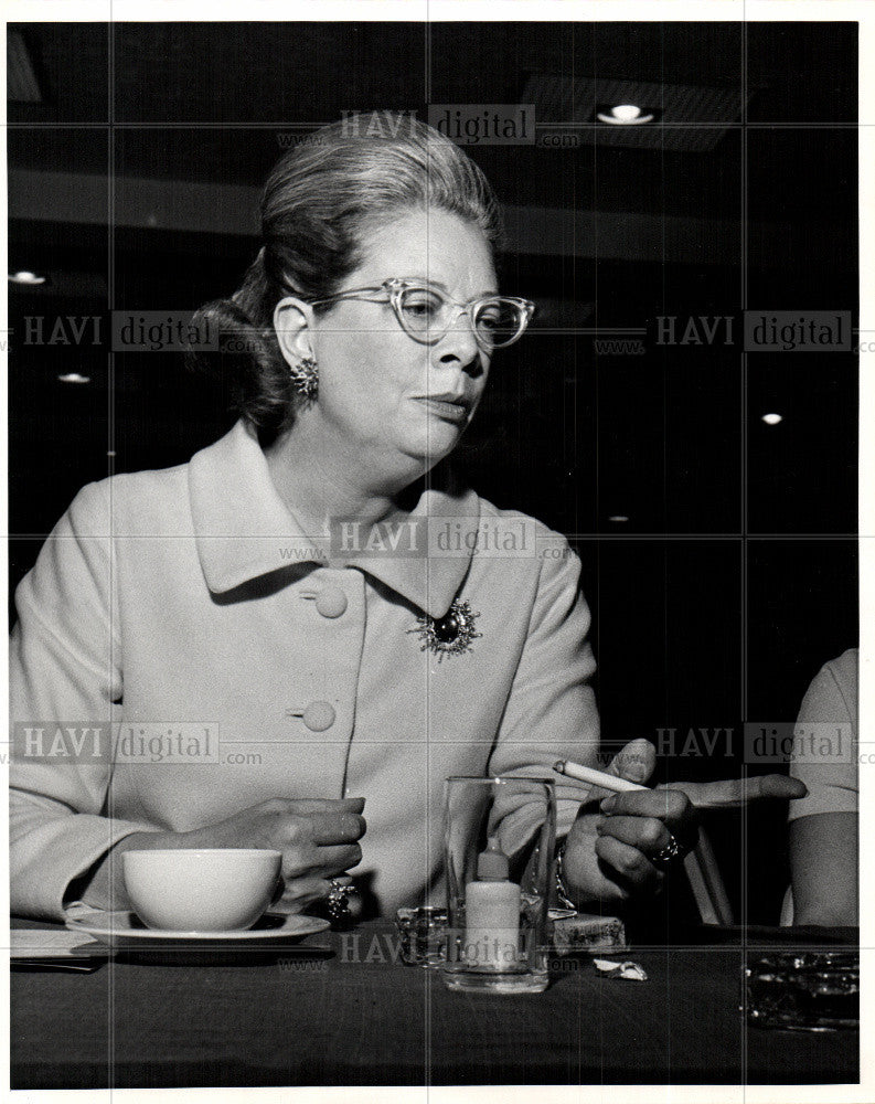 1960 Press Photo Mrs. Winthrop Rockefeller - Historic Images