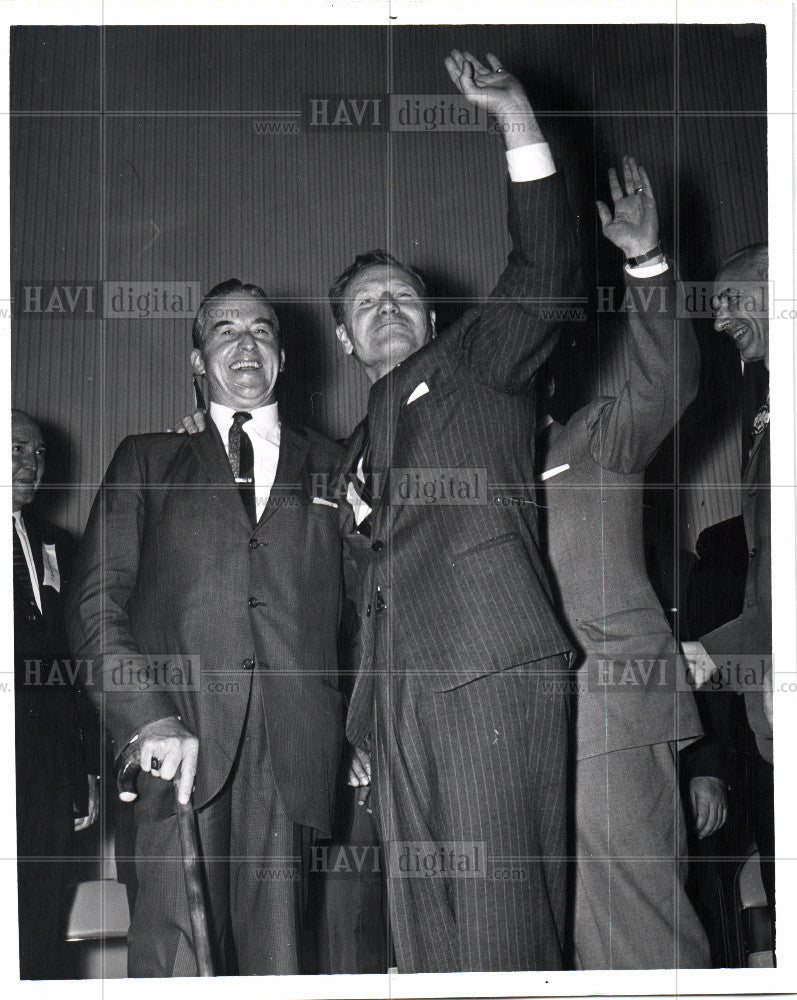 1960 Press Photo Nelson Rockefeller Governor - Historic Images