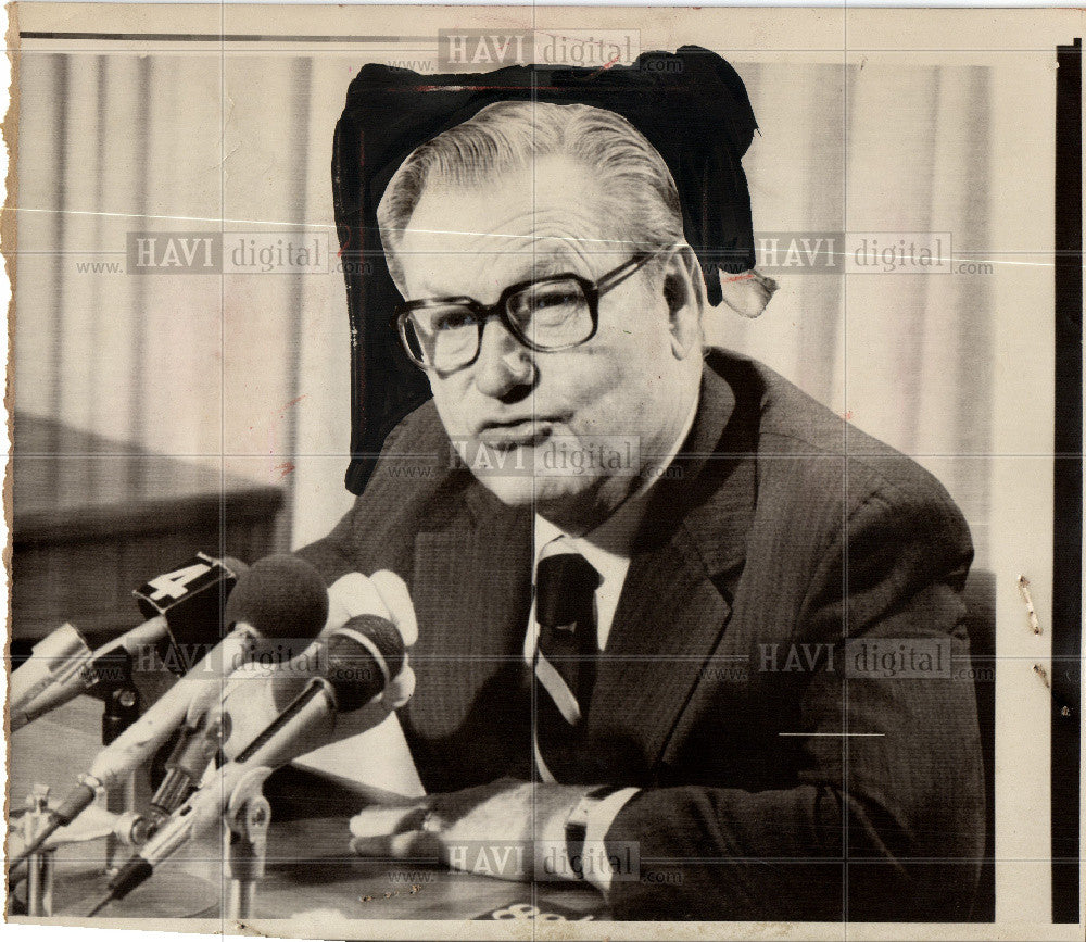 1974 Press Photo Nelson Rockefeller, Vice-President - Historic Images