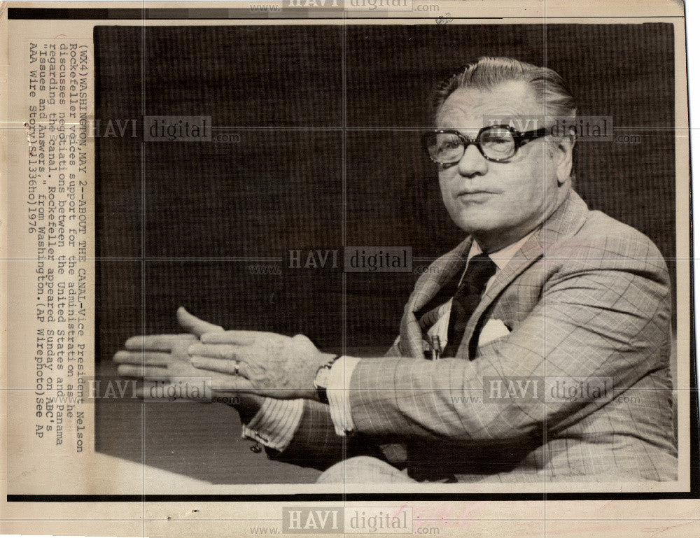 1976 Press Photo Vice President Nelson Rockefeller - Historic Images