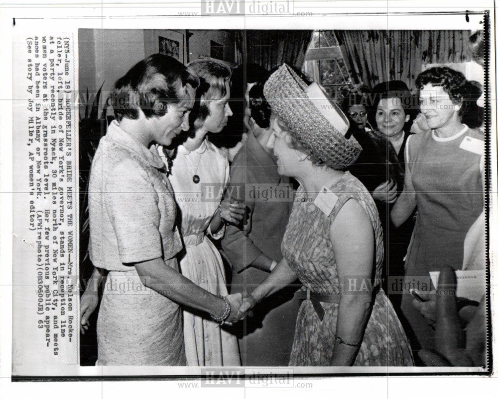 1963 Press Photo Margaretta Rockefeller Happy Nelson - Historic Images