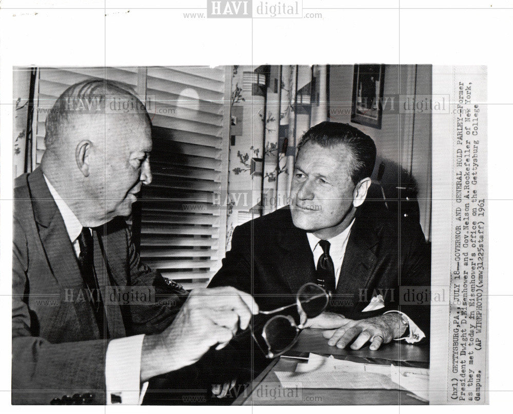 1961 Press Photo Eisenhower Rockefeller politics - Historic Images
