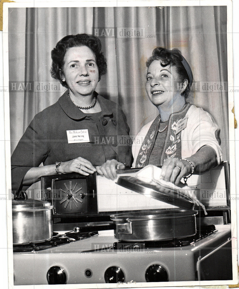 1991 Press Photo Kay Savage Former Food Editor - Historic Images