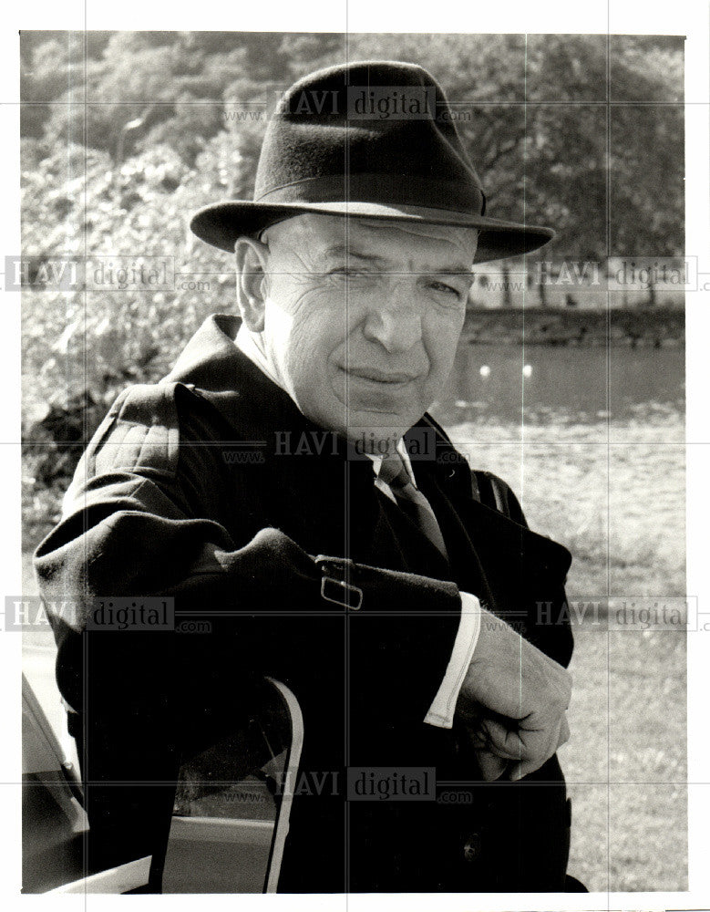 1989 Press Photo Telly Savalas Kojak actor singer - Historic Images