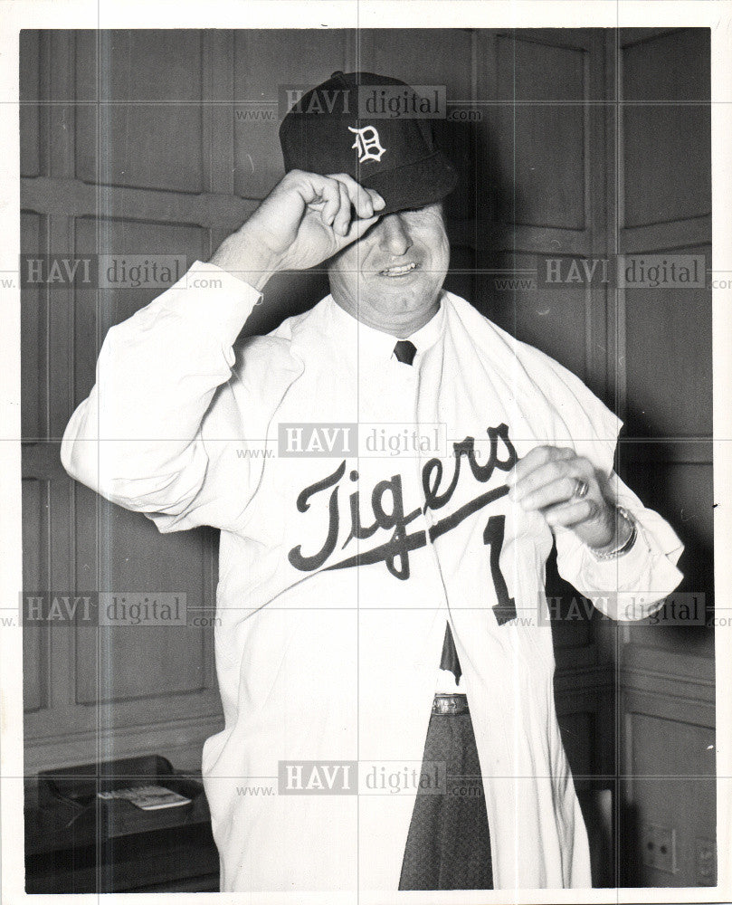 1960 Press Photo Bob Scheffing Detroit Tigers - Historic Images