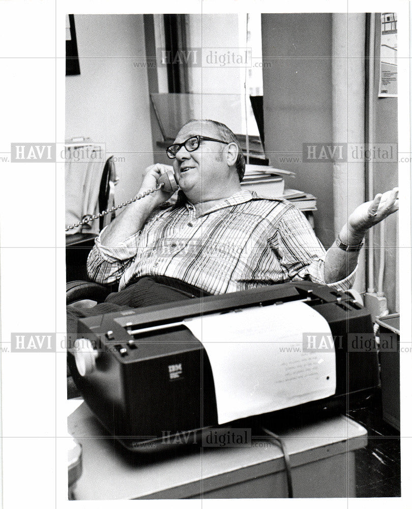 Press Photo Jack Saylor golf writer journalist - Historic Images