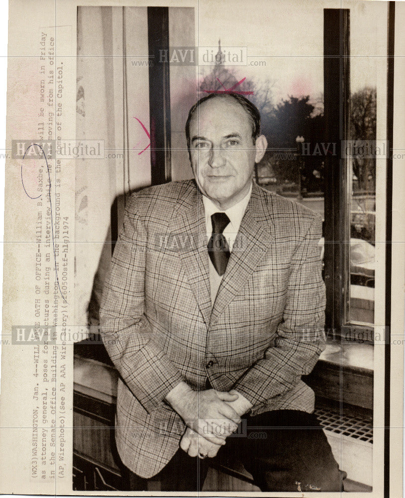 1974 Press Photo William Saxbe attorny general Senator - Historic Images