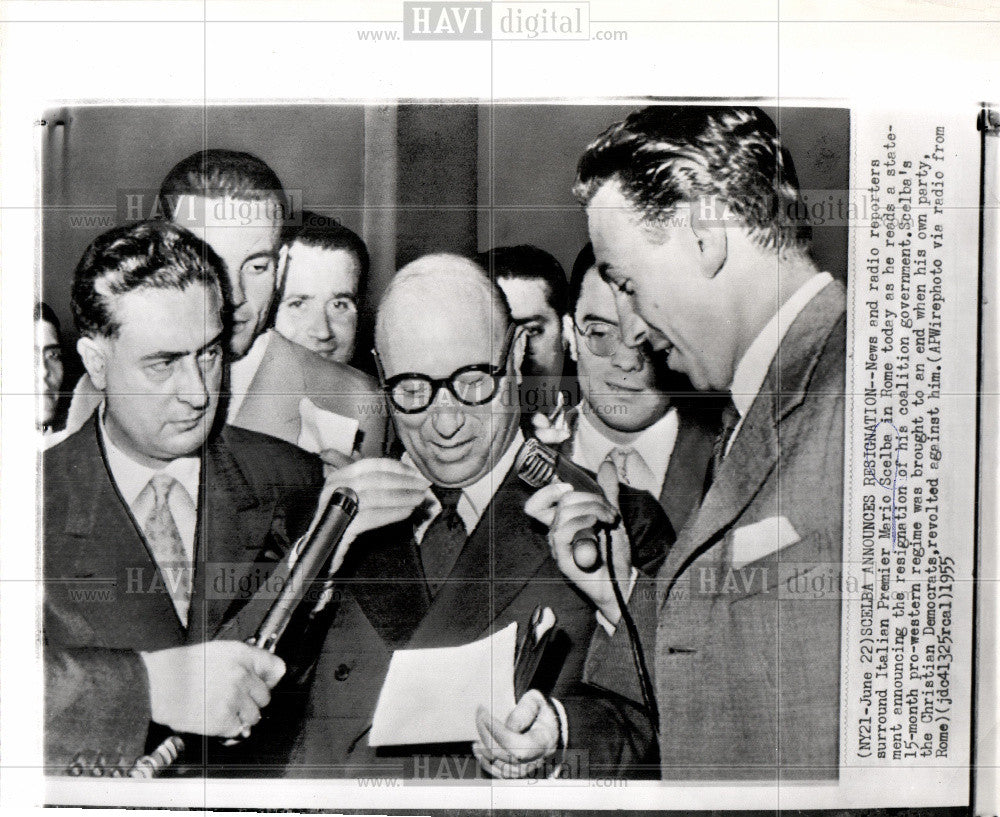 1955 Press Photo Mario Scelba Italy Premier Resignation - Historic Images