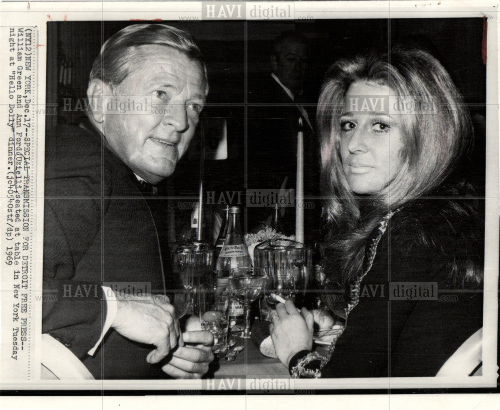 1969 Press Photo Ann Ford Uzielle William Green - Historic Images