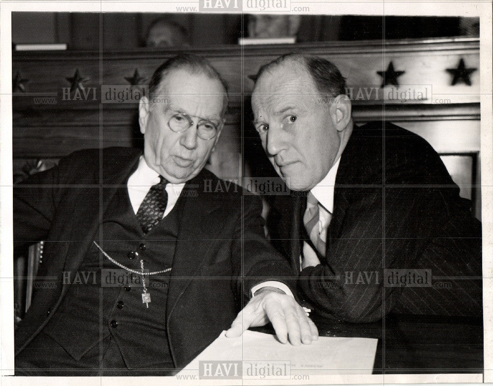 1937 Press Photo Francis B. Sayro, - Historic Images