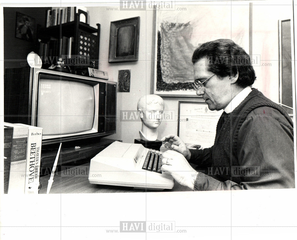 1982 Press Photo Rev. Will Sayers - Historic Images